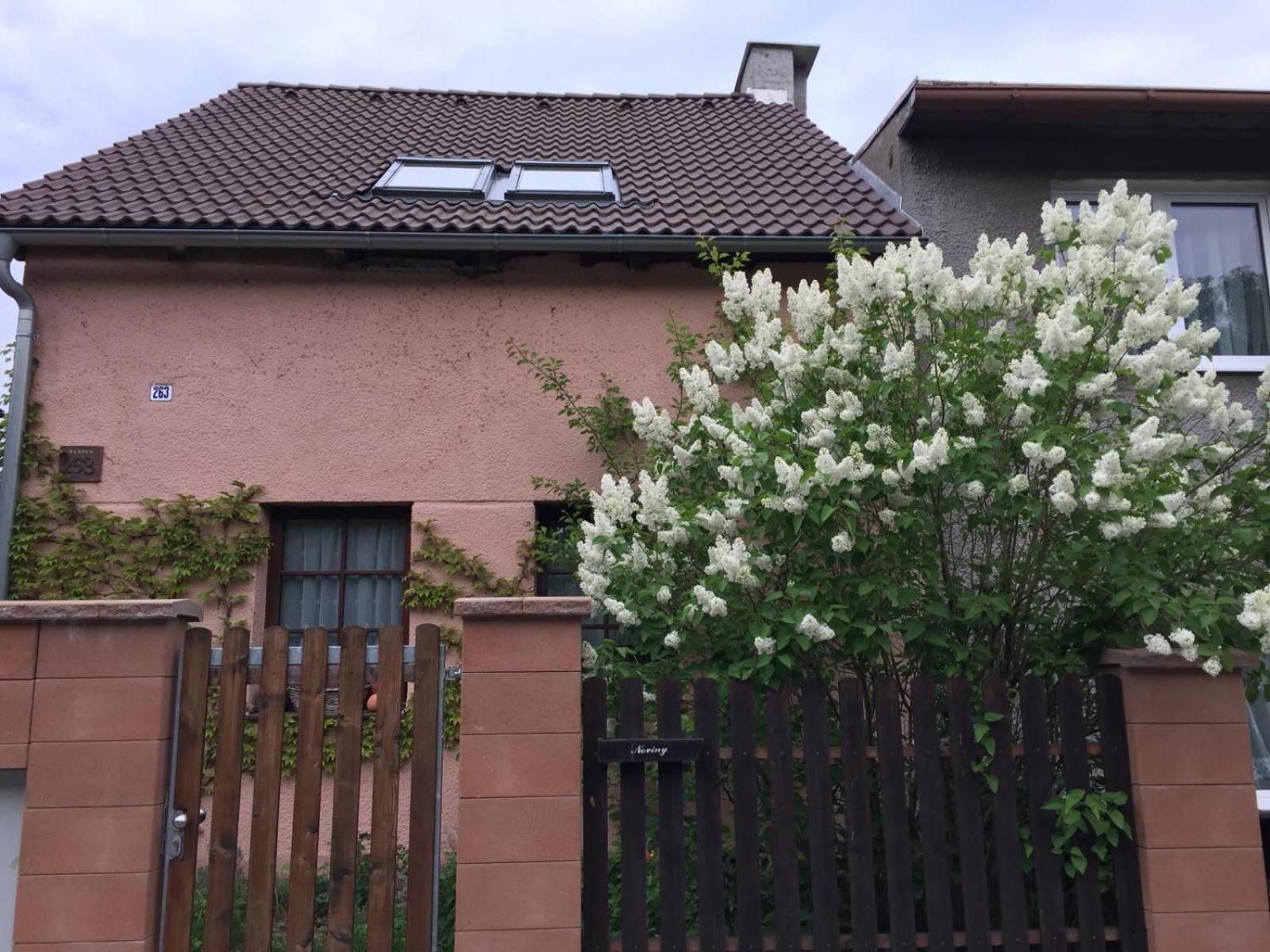 Villa Na Husovce Hrob Esterno foto
